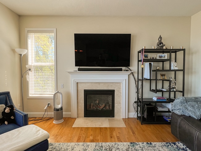 Building Photo - Traditional Hillshire Estates  home with 4-bedrooms and 3-baths and GREAT Mountain Views
