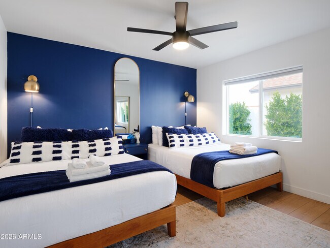 Building Photo - 15218 N 61st St