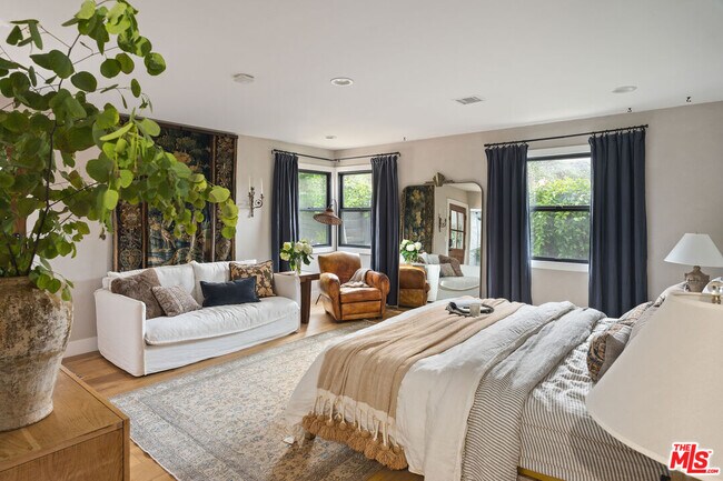 Building Photo - 4267 Don Jose Dr