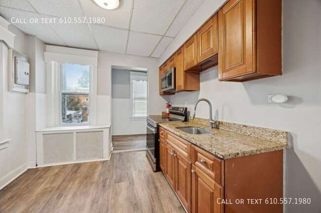 Building Photo - Spacious & Updated 3 Bedroom Home in Darby...