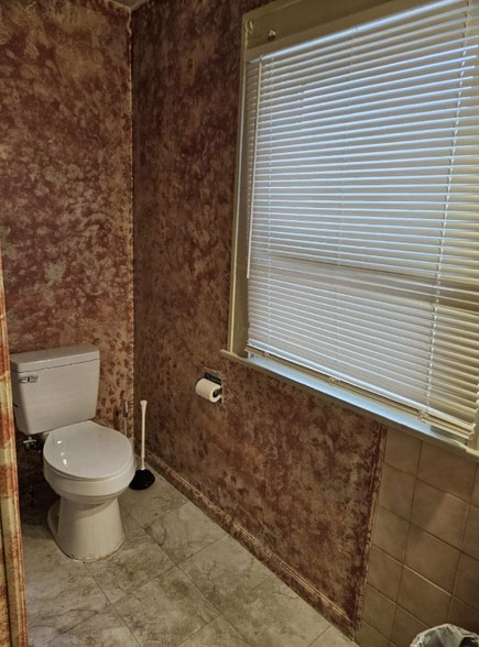 Building Photo - 3730 Erie St