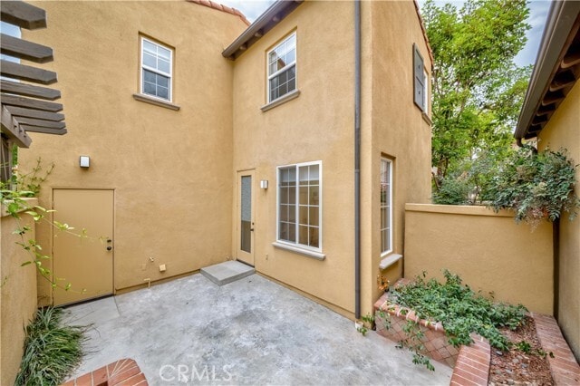 Building Photo - 72 Chantilly