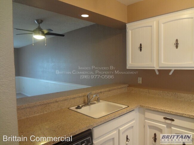 Building Photo - 4725 Marconi Ave