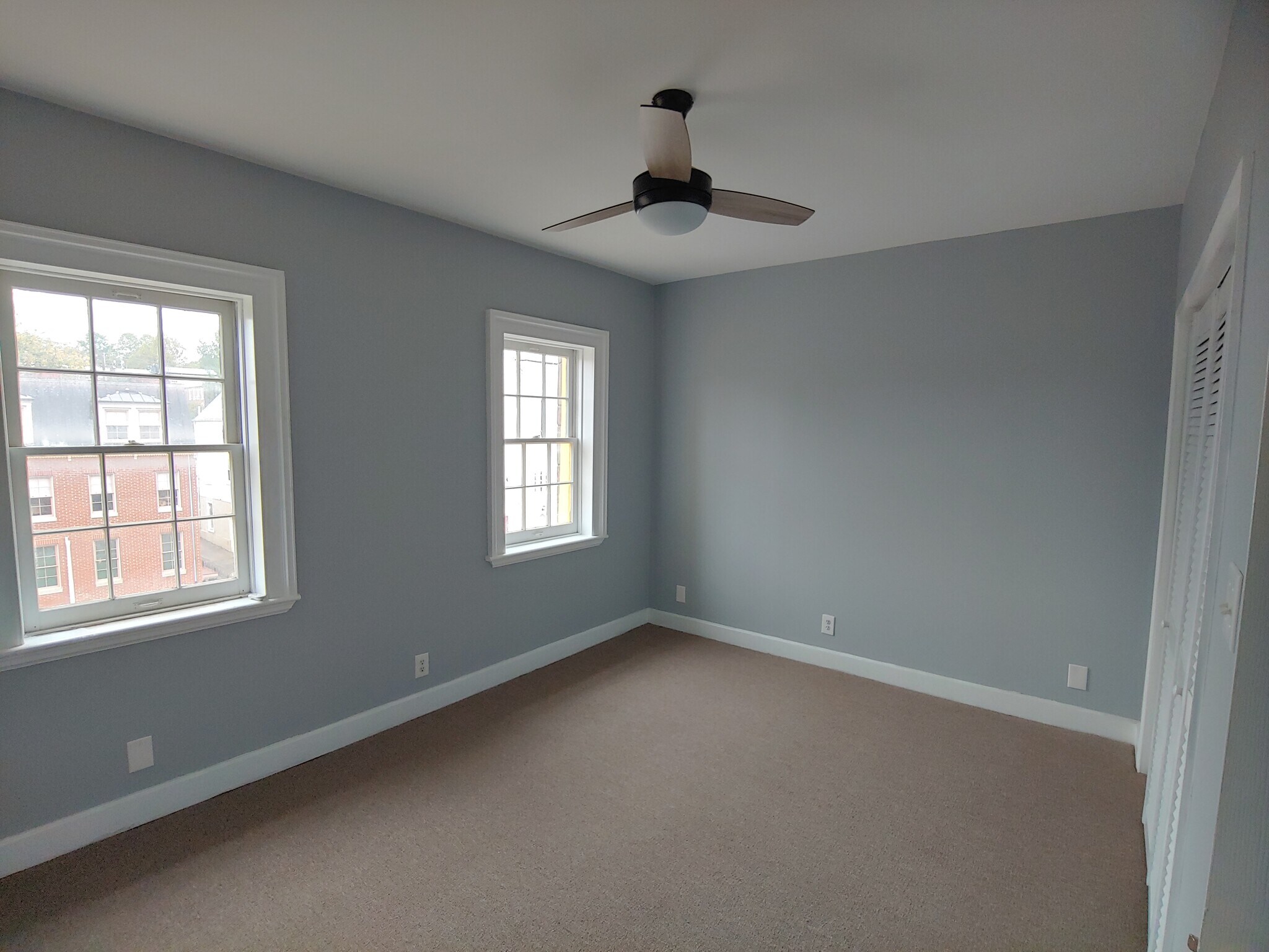 Building Photo - 33 S Calhoun St