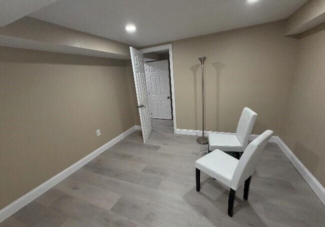 Building Photo - 30 Gaglione Ct