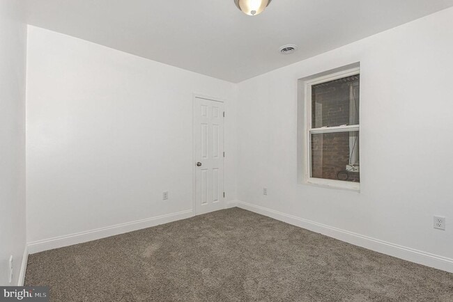 Building Photo - 1621 Berryhill St