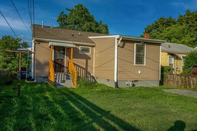 Building Photo - Cozy 2 Bedroom, 1 Bathroom Home in Manches...