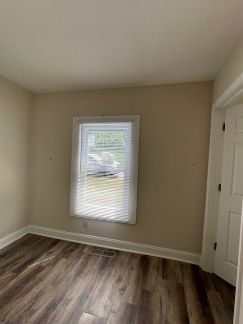 Building Photo - 2-bedroom 1 Bathroom