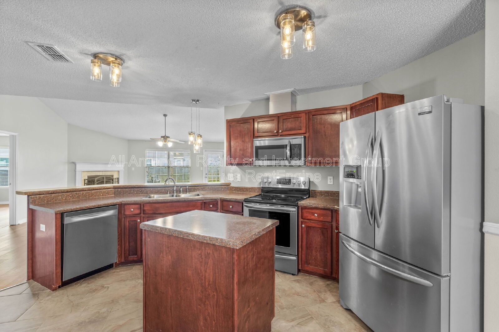 Building Photo - 203 Citadel Ln