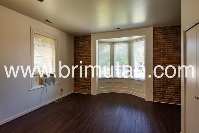 Building Photo - 745 S 900 E