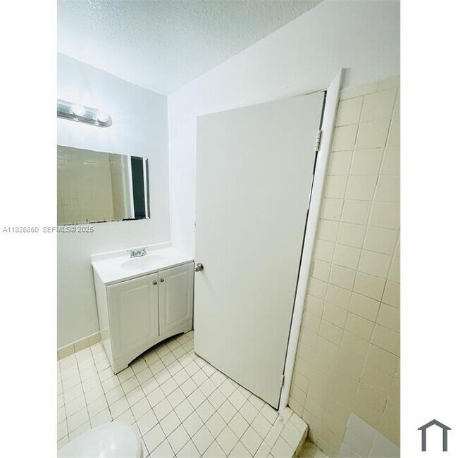 Building Photo - 13993 SW 280th Terrace