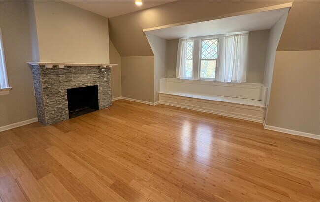 Building Photo - Callowhill Apartments