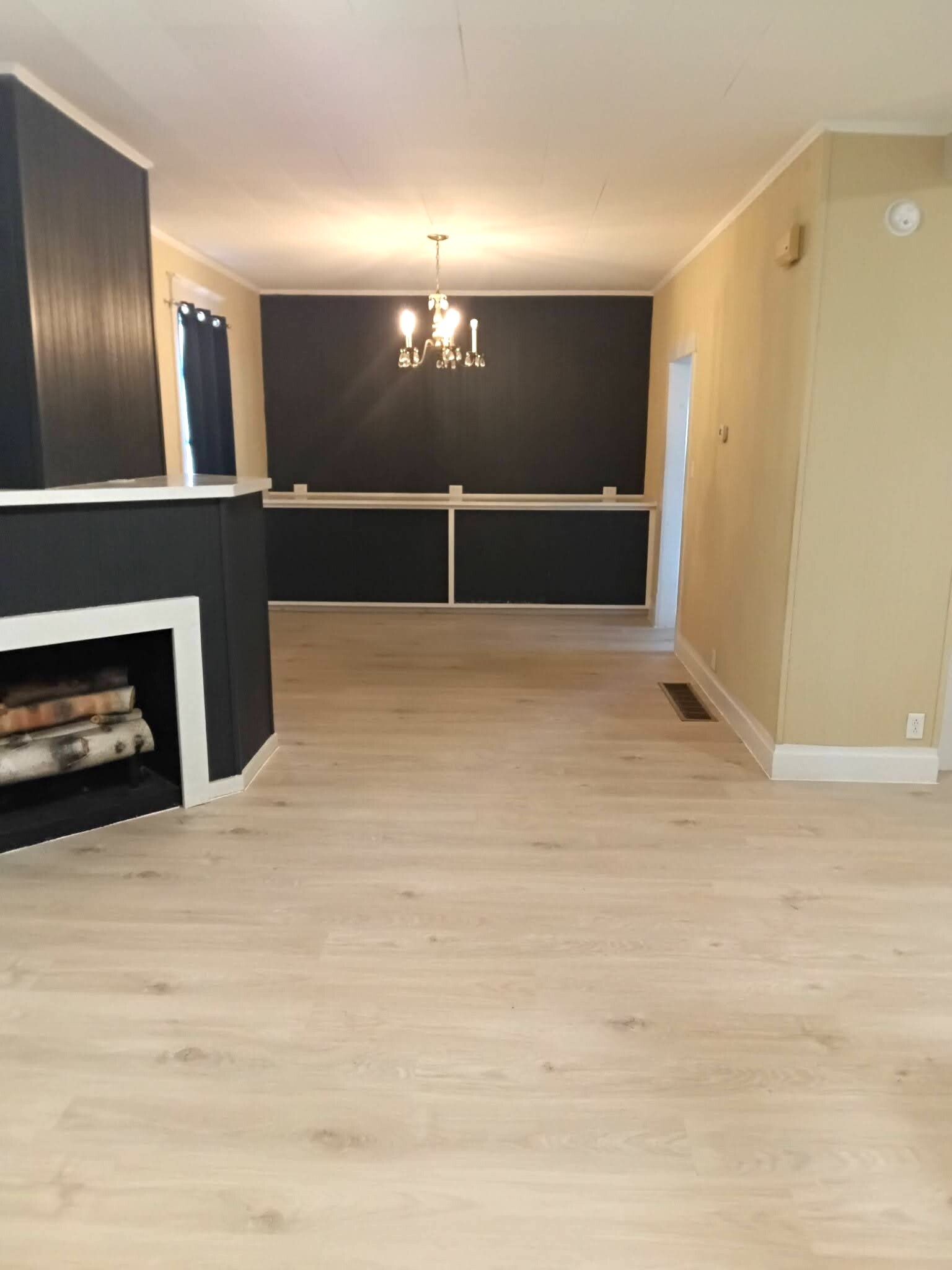 Building Photo - 2641 1/2 Collis Ave