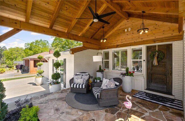 Building Photo - 8175 Main St