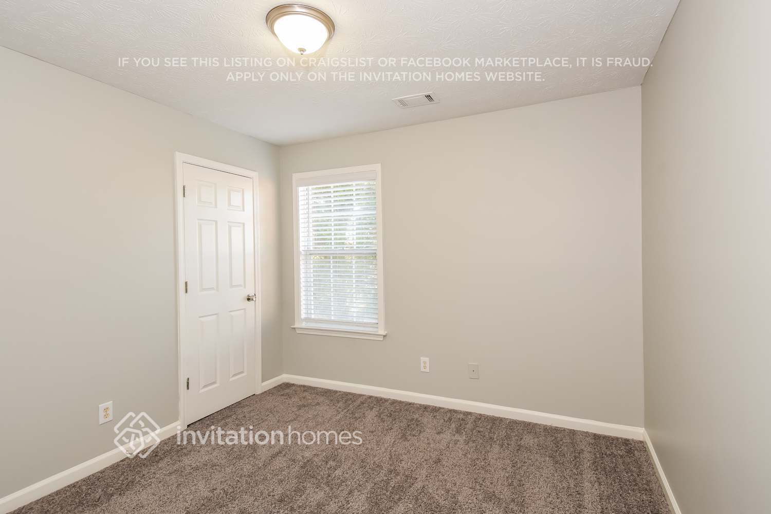 Building Photo - 5326 Spike Ln