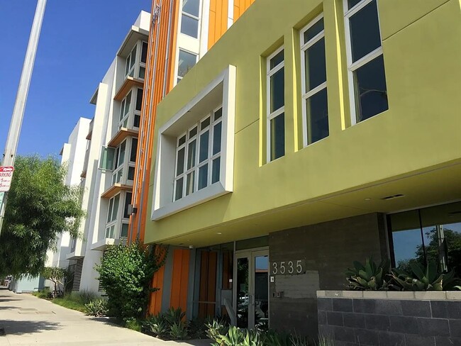 Building Photo - 3535 Whittier Blvd