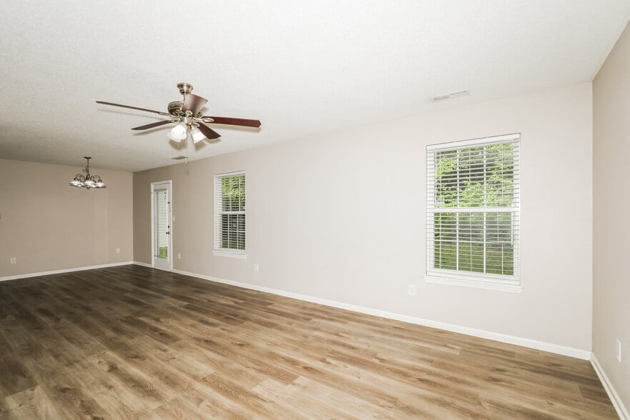 Building Photo - 4349 Village Trace Ct