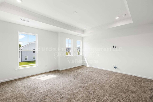 Building Photo - 16341 Leading St