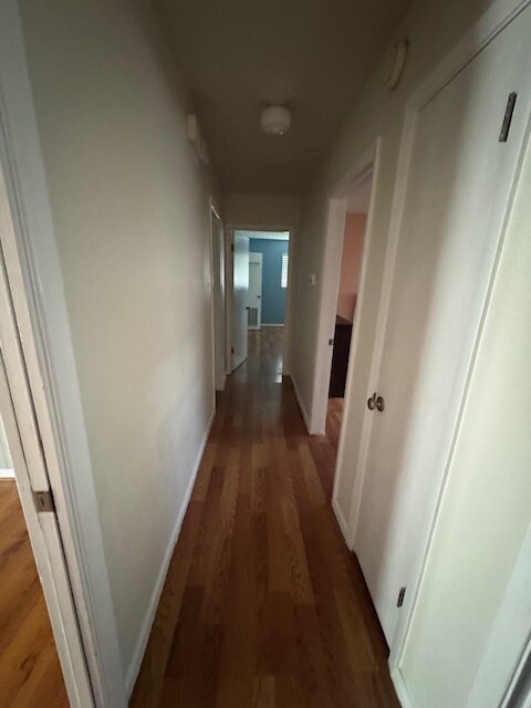 Building Photo - 3809 Spring Holw