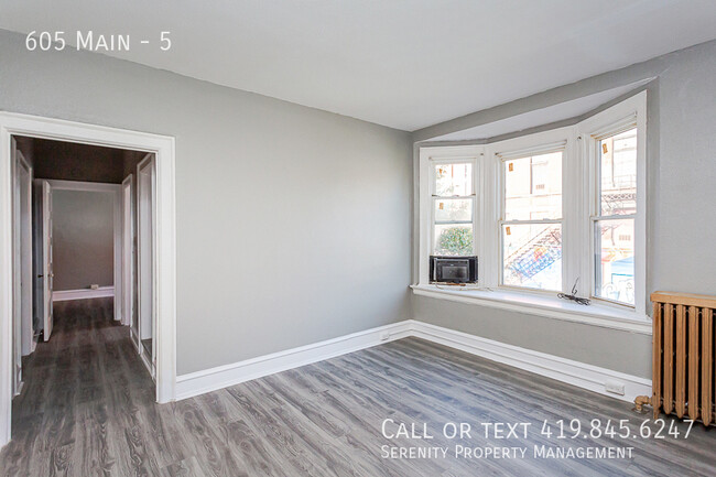 Building Photo - Charming One Bedroom Apartment - Apply Today!