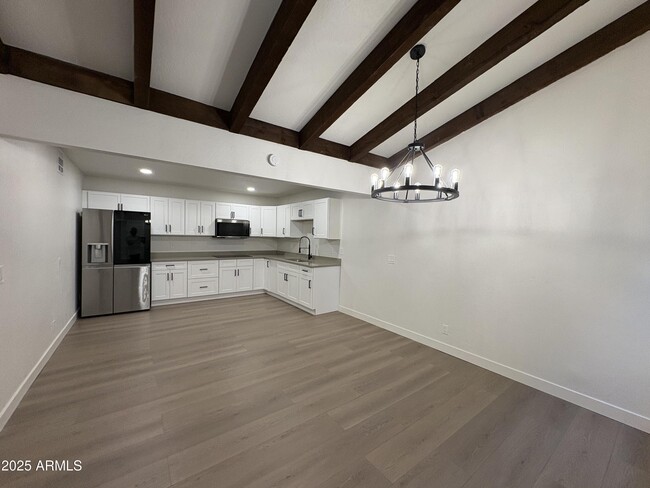 Building Photo - 4004 W Wescott Dr