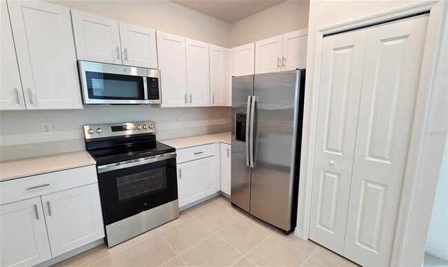 Building Photo - 36110 Risa Michele St