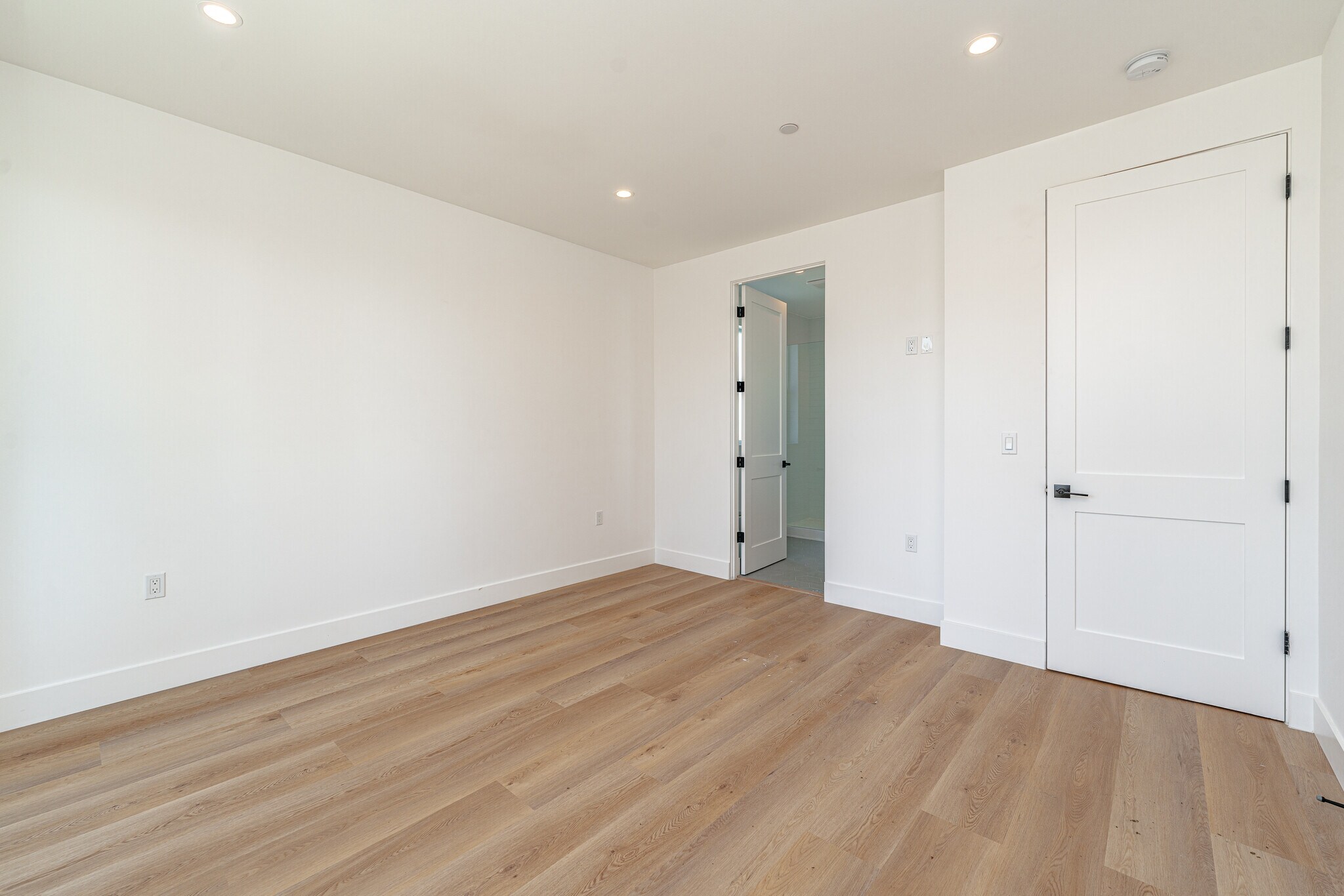 Building Photo - 614 N Rampart Blvd