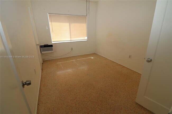 Building Photo - 835 83rd St