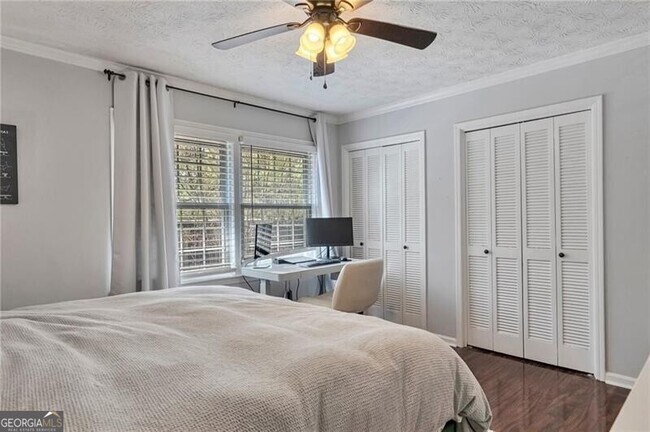 Building Photo - 8 Arpege Way NW