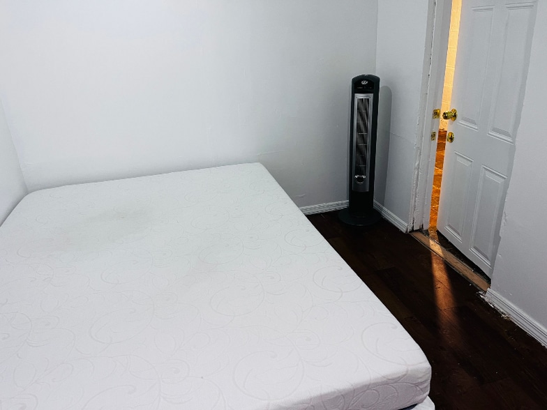 Building Photo - 89-45 88th St