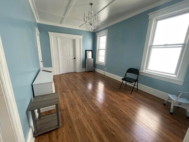 Building Photo - 297 Fulton Ave