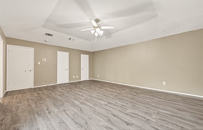Building Photo - 13702 Ella Lee Ln