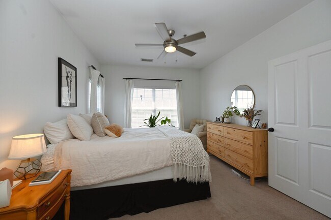 Building Photo - **SOPHISTICATED URBAN RETREAT IN THE HEART OF LENOX VILLAGE**