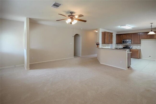 Building Photo - 8911 Willow Wind Ln