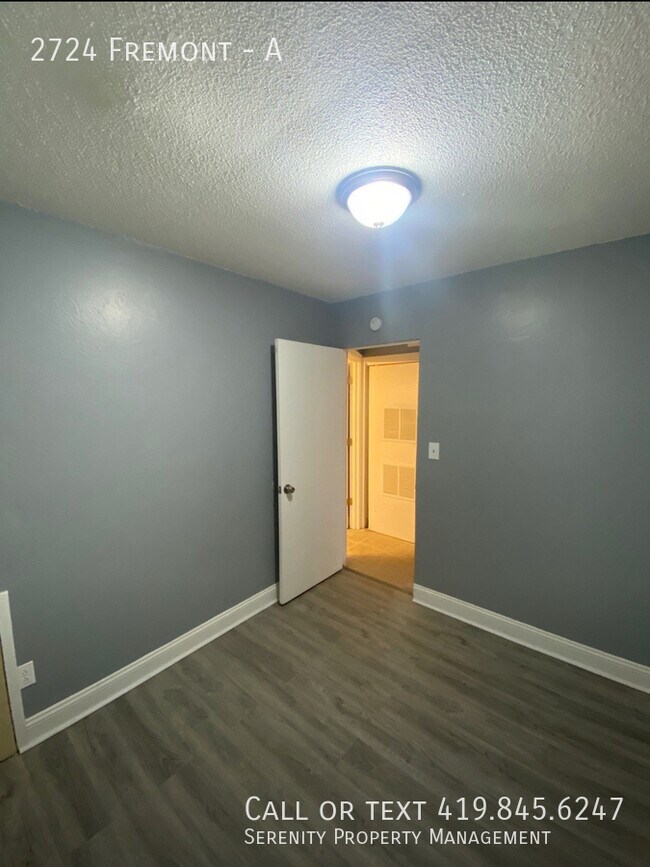 Building Photo - 2724 Fremont-A