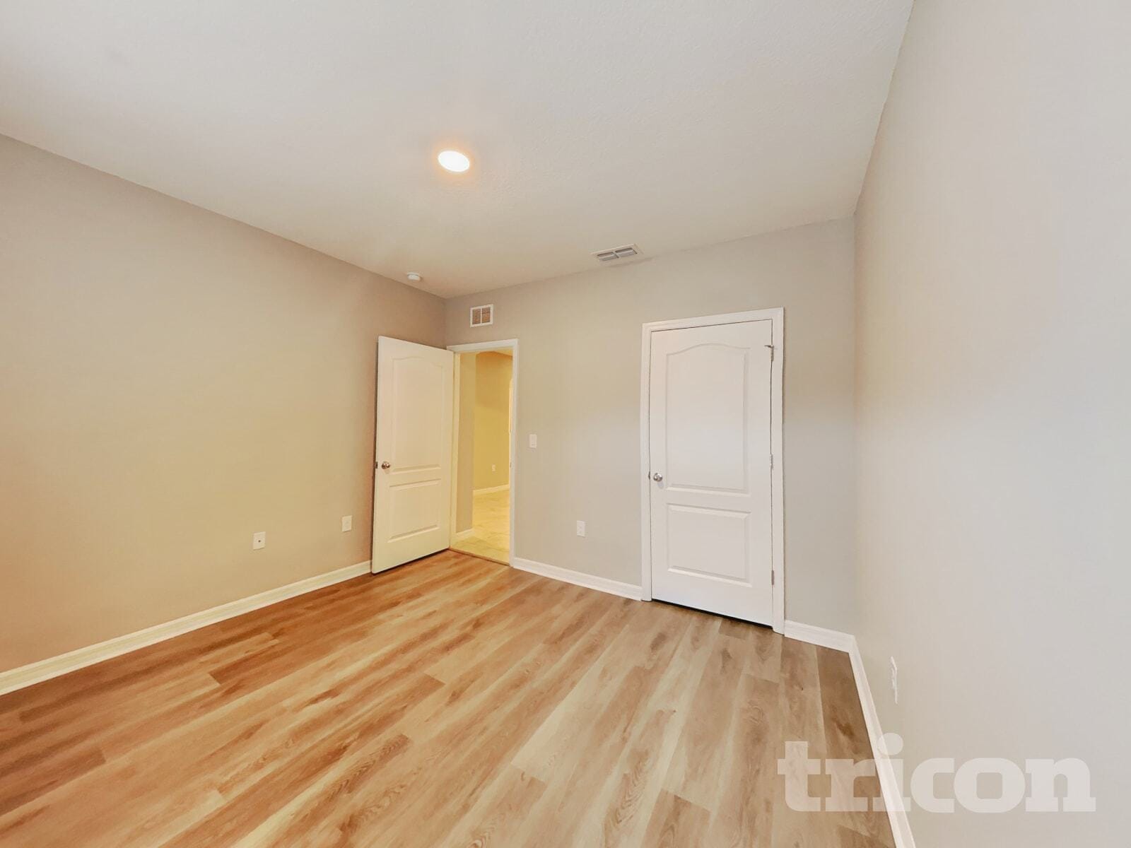 Building Photo - 530 Squires Grove Dr