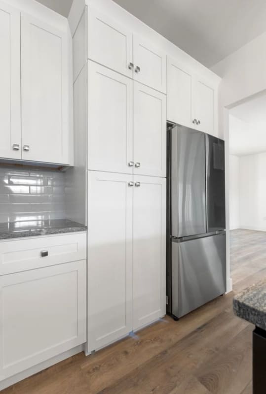 Building Photo - 100 Seven Oaks Dr