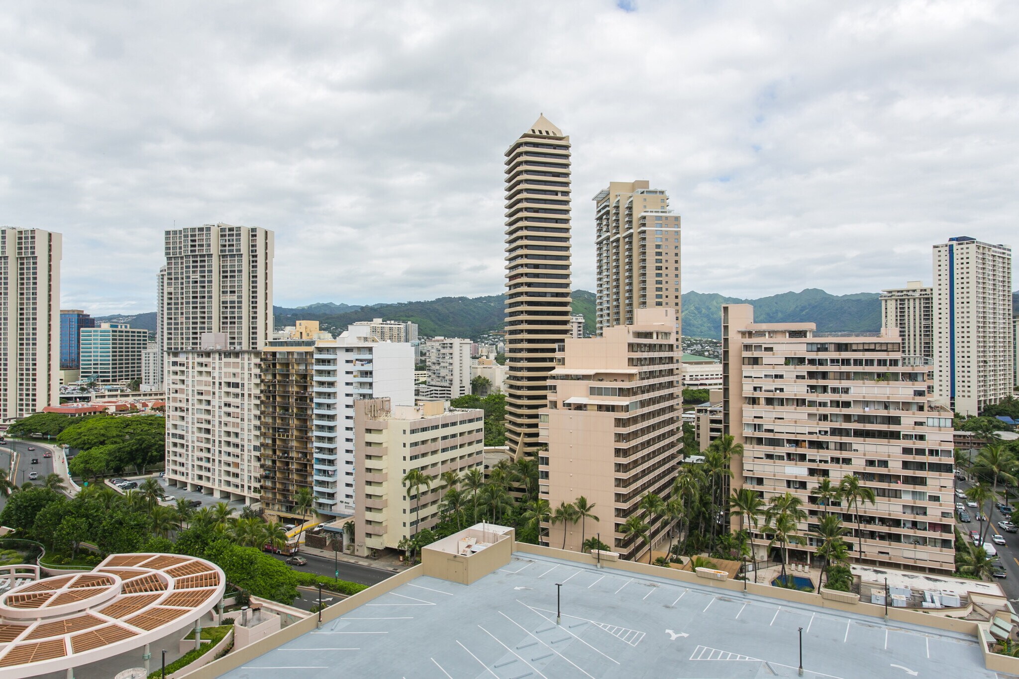 Building Photo - 1765 Ala Moana Blvd