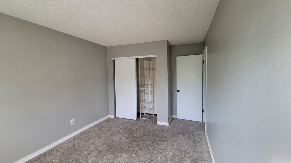 Bedroom #3. - 513 Southpark Rd