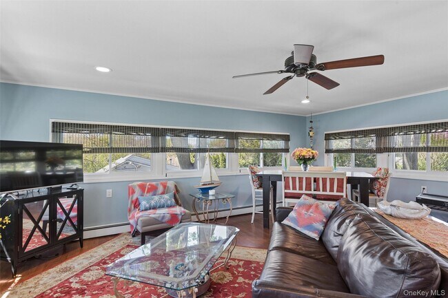 Building Photo - 1600 Captain Kidd Dr
