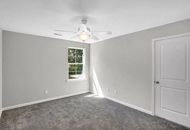 Building Photo - 5018 Wilburn Ave