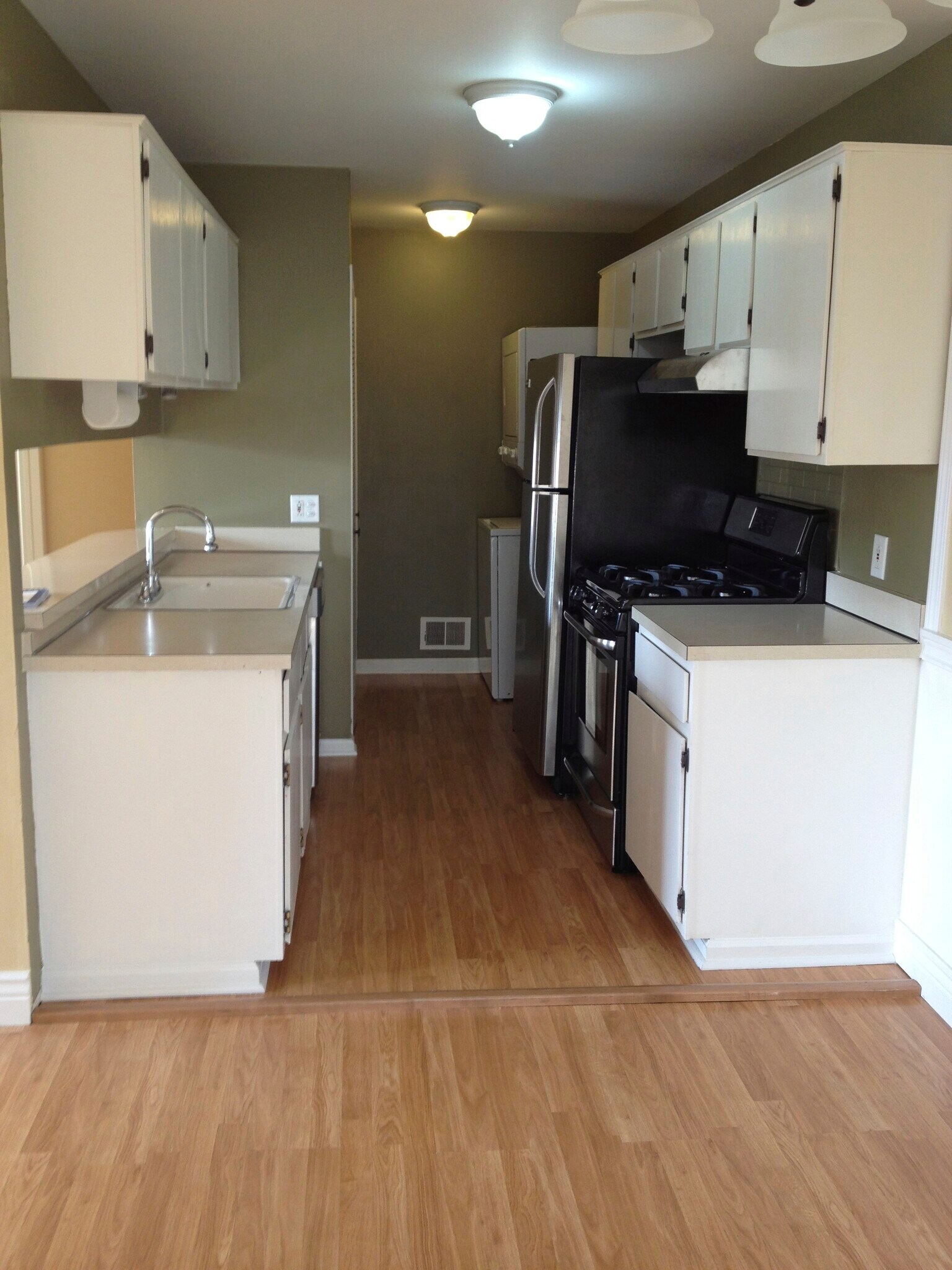 Kitchen - 2649 Fenwick Ct