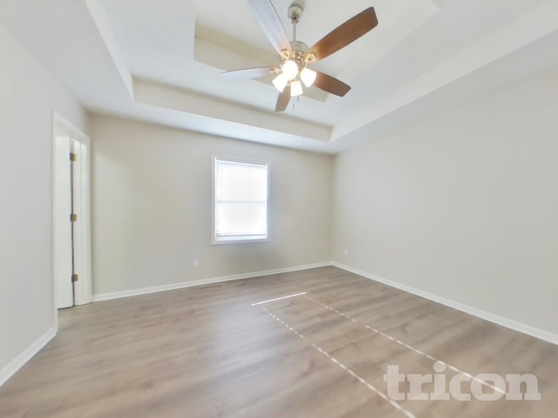 Building Photo - 8835 NE 73rd Ct