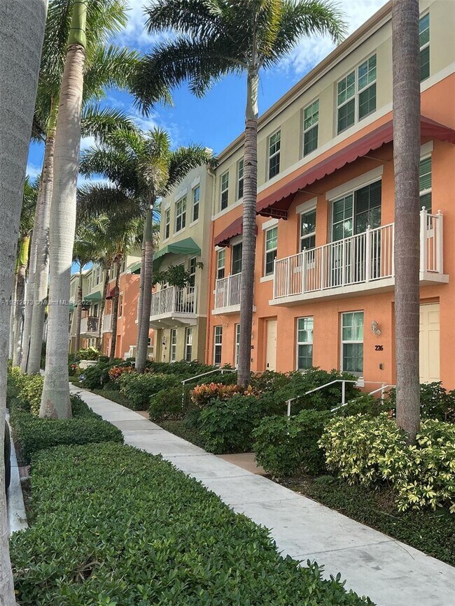 Building Photo - 236 Moorings Dr