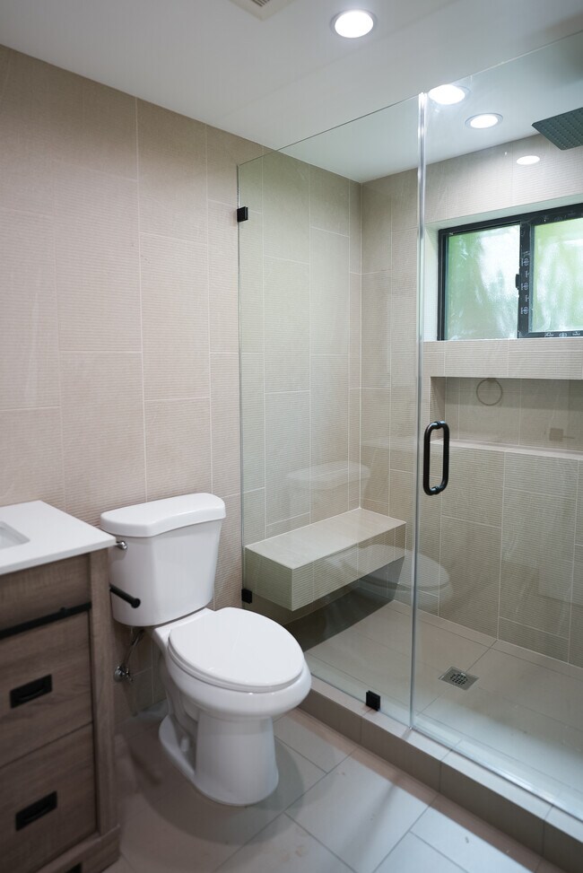 Building Photo - 6008 Melvin Ave