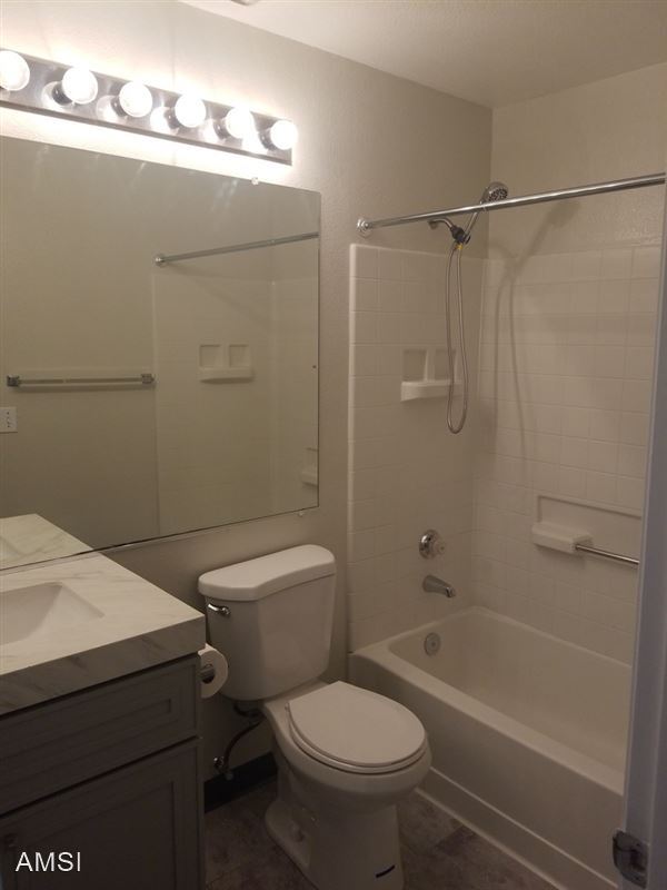 Building Photo - 108 Marsala Ct