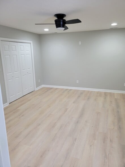 Master bedroom. - 1618 N Rural St