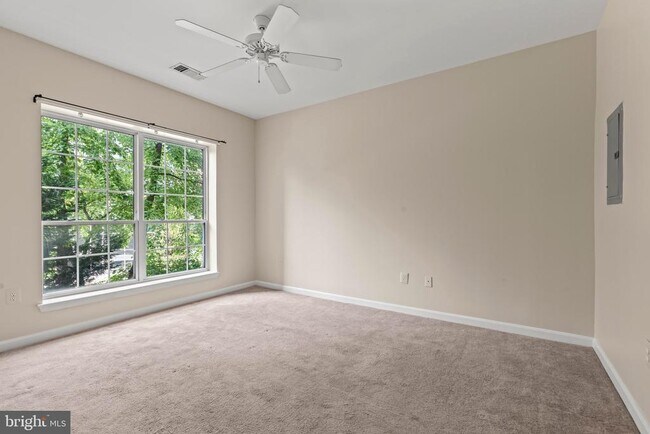 Building Photo - 4551 Strutfield Ln