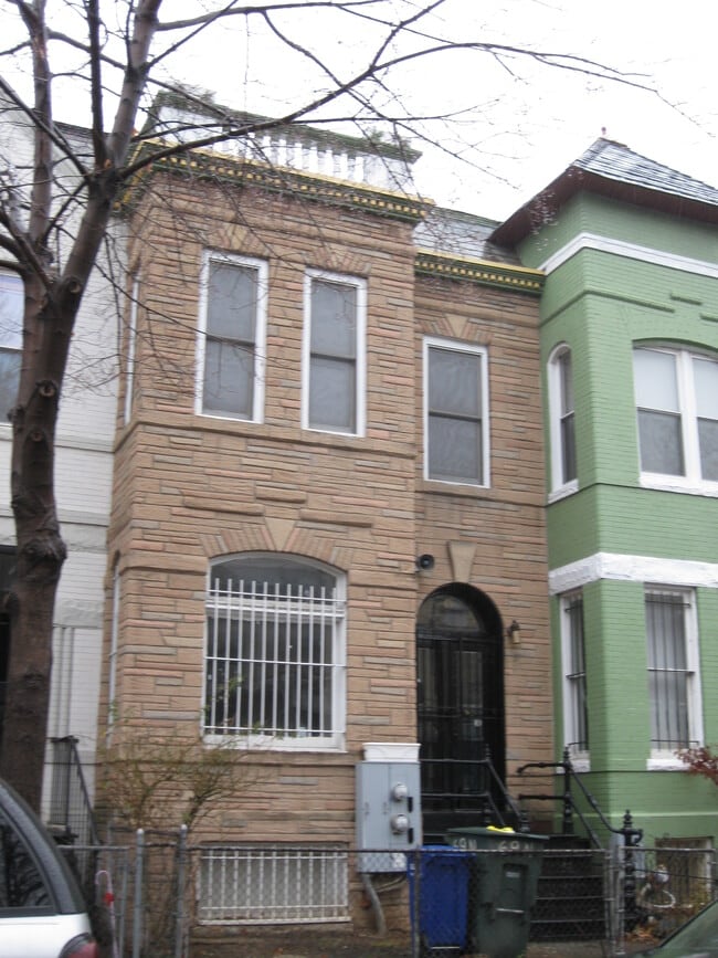 Building Photo - 69 N St NW