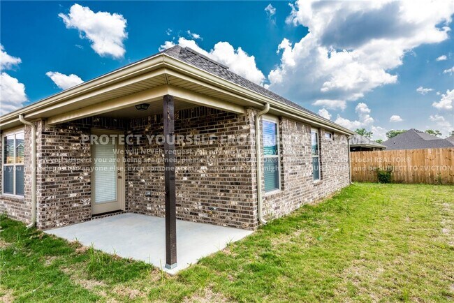 Building Photo - 4757 W Wales Dr